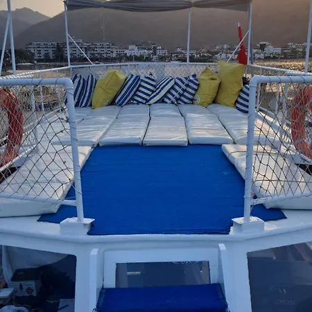 Πλωτό κατάλυμα Berrak1 Icmeler Private Yacht Μαρμαρίς